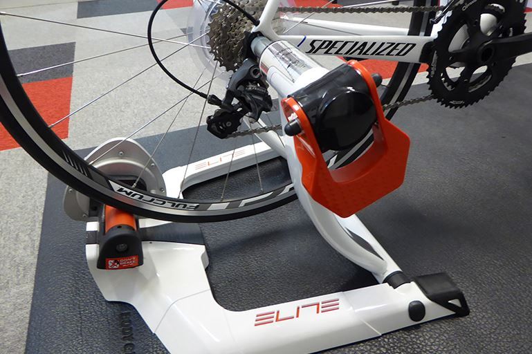Rodillos-Elite-Qubo Fluid-apoyo