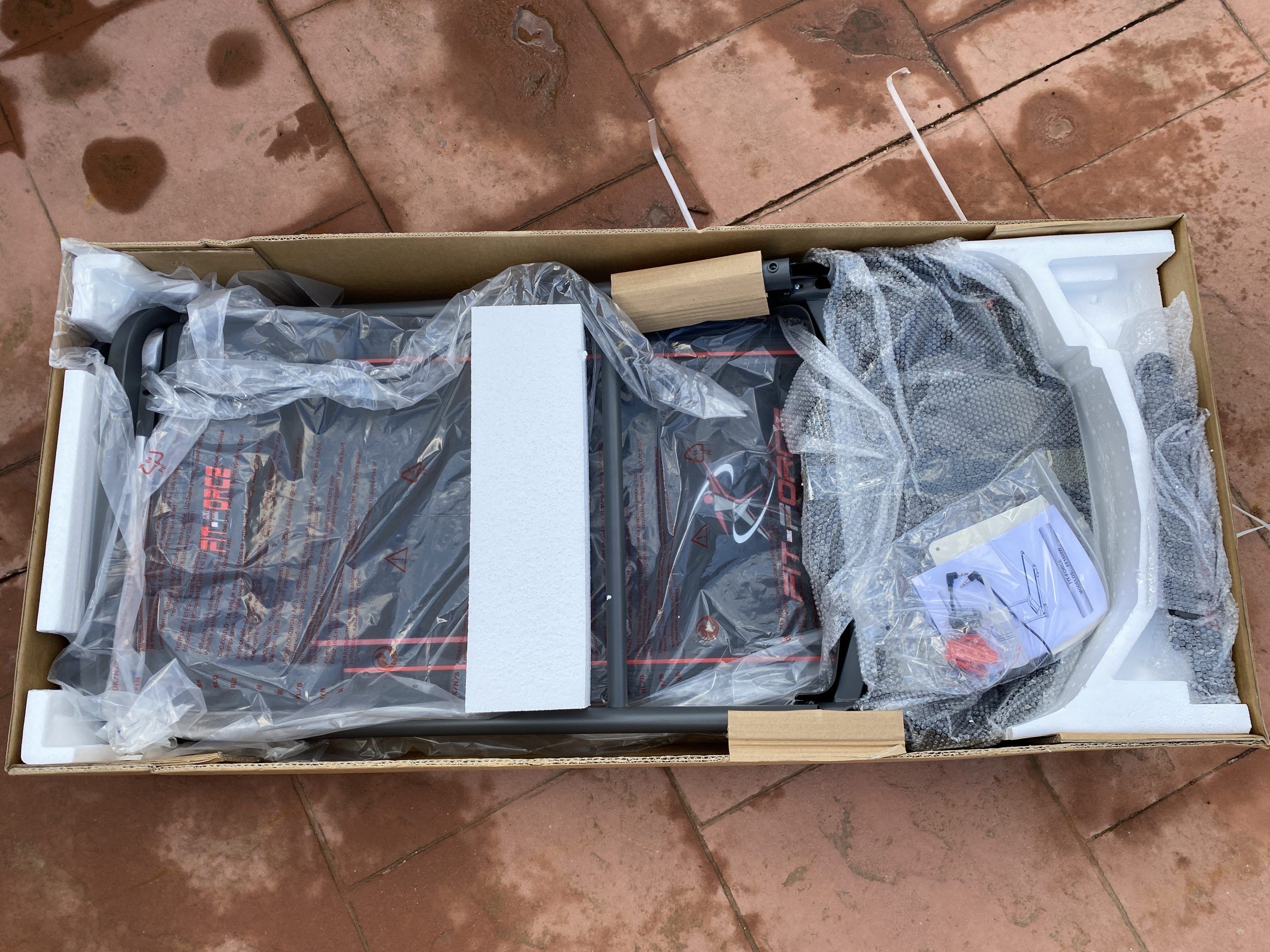 Fit FOrce 1600_caja