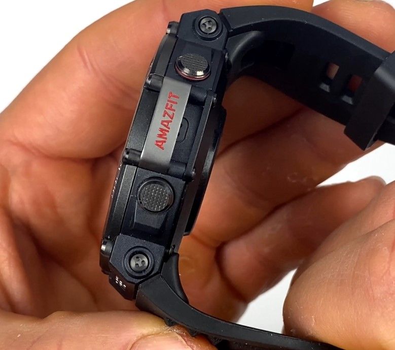 Amazfit T-Rex 2_tornillo