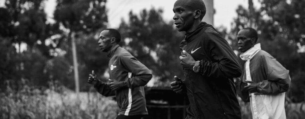 MEJORES MARCAS DE RELOJES DEPORTIVOS GPS personas corriendo